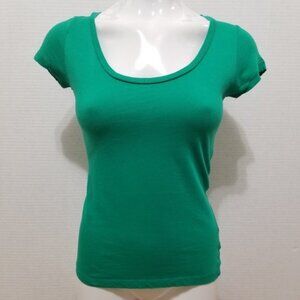 Forever 21 top Medium basic solid short sleeve 100% cotton layering minimalist